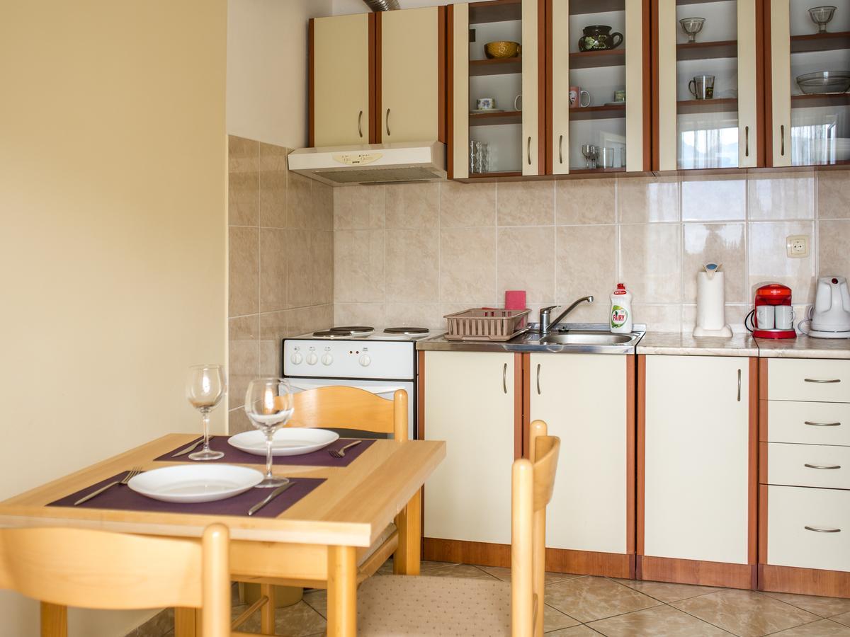 Apartments Villa Radonic Morinj Bagian luar foto
